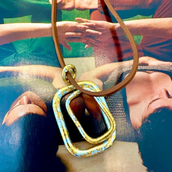 BUY OR BUNDLE FOR FREE WITH $100. Purchase Vintage Gold/Silver Leather Necklace - Picture 3 of 3